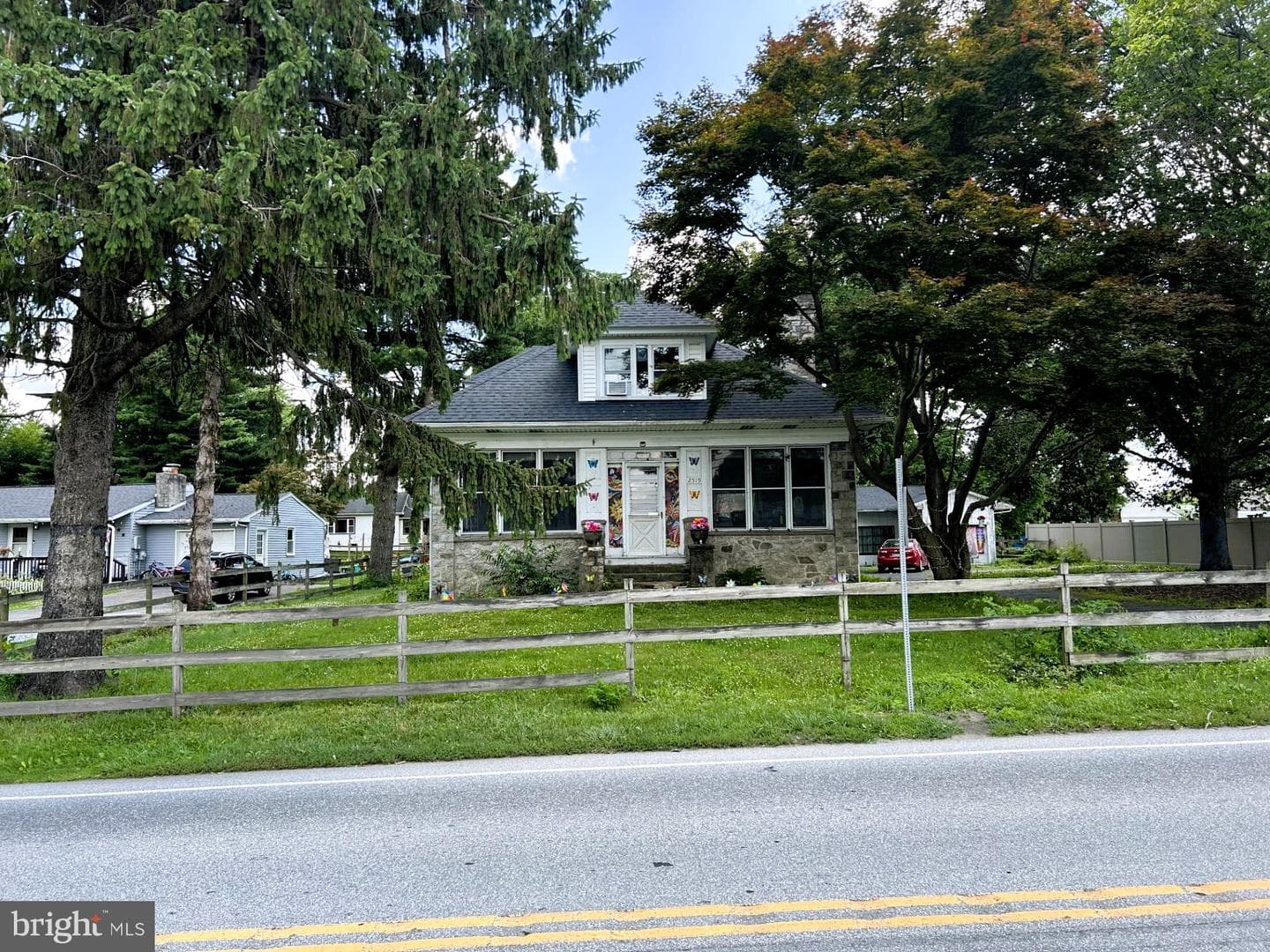2519 Conestoga Avenue photo 3