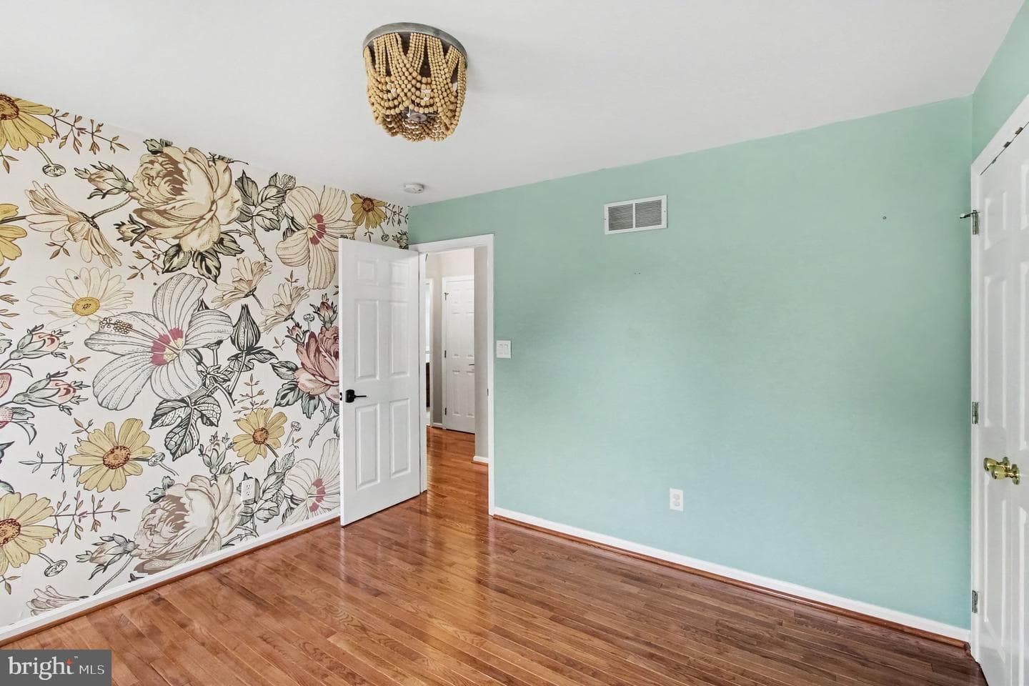 324 Martingale Circle photo 35