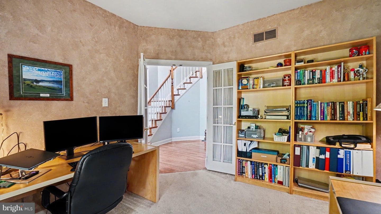 505 Springview Ln photo 8