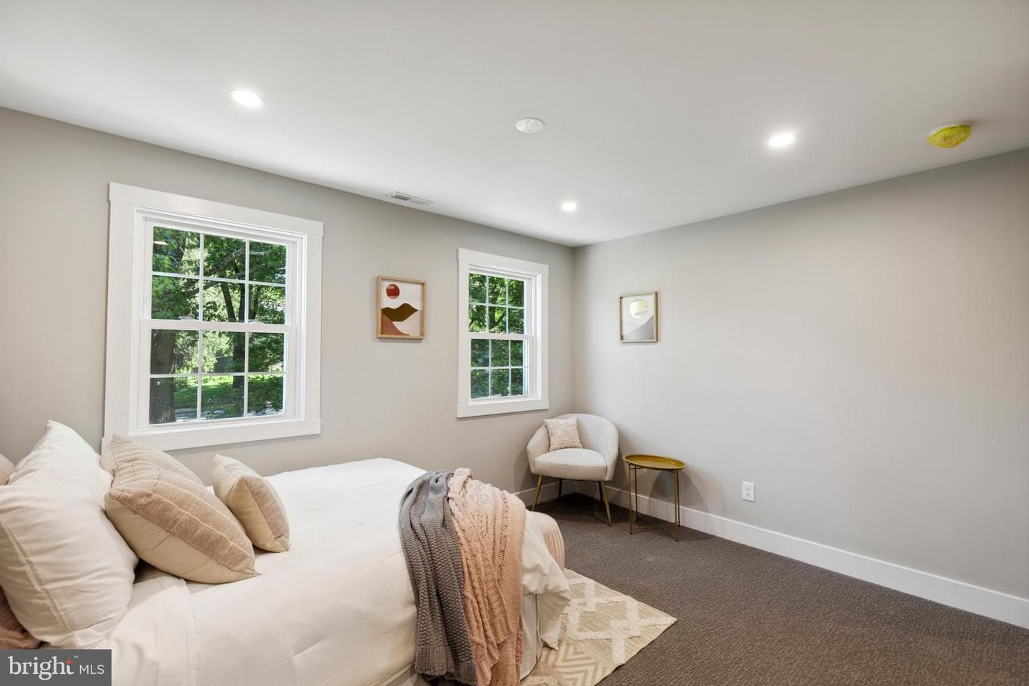 1110 W Valley Road photo 28