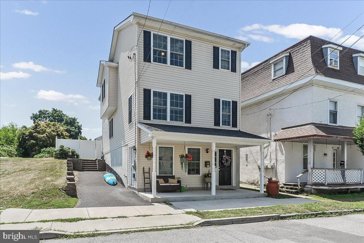 112 Dayton Street, Phoenixville