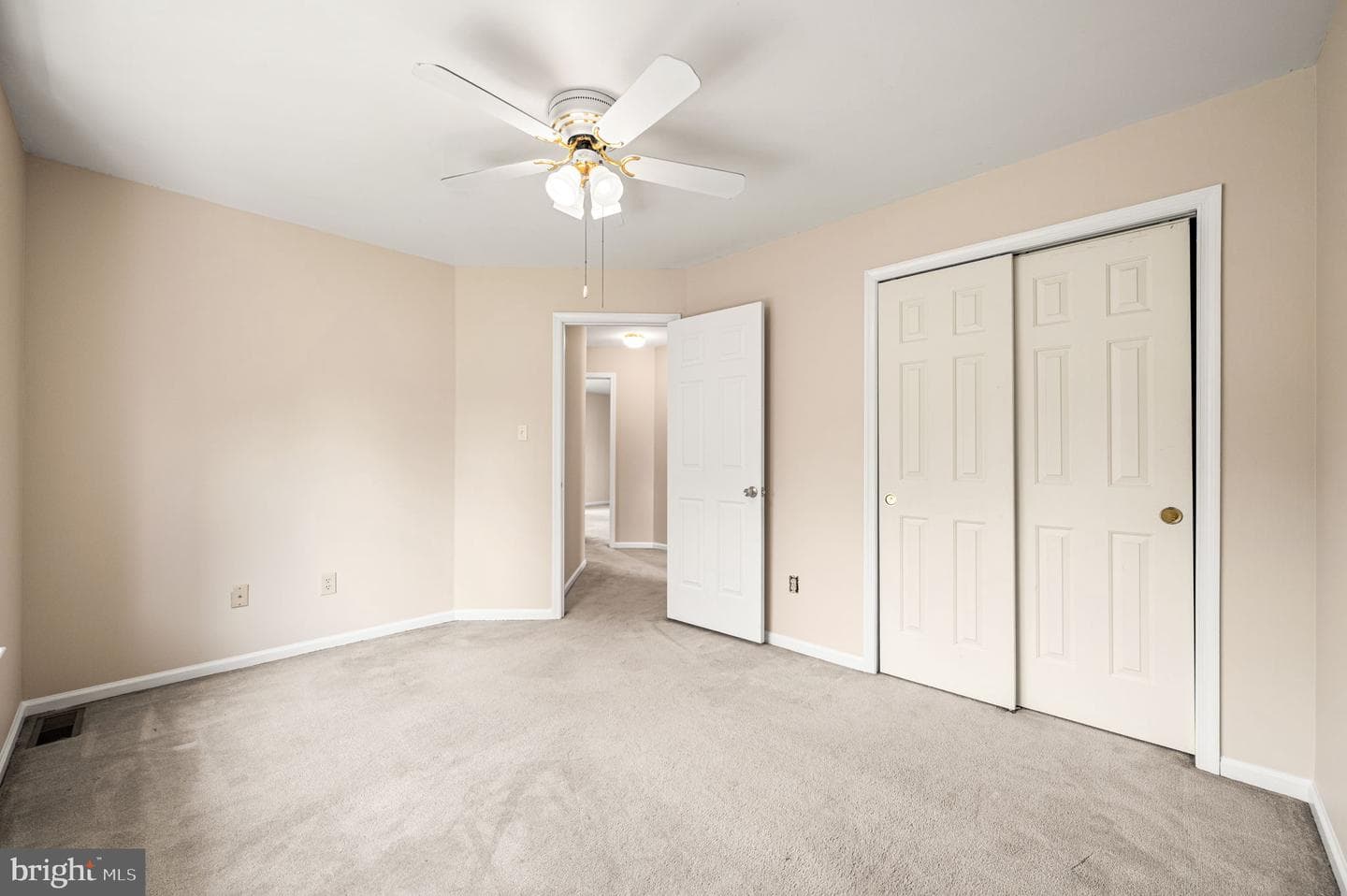 95 Greenview Drive photo 18