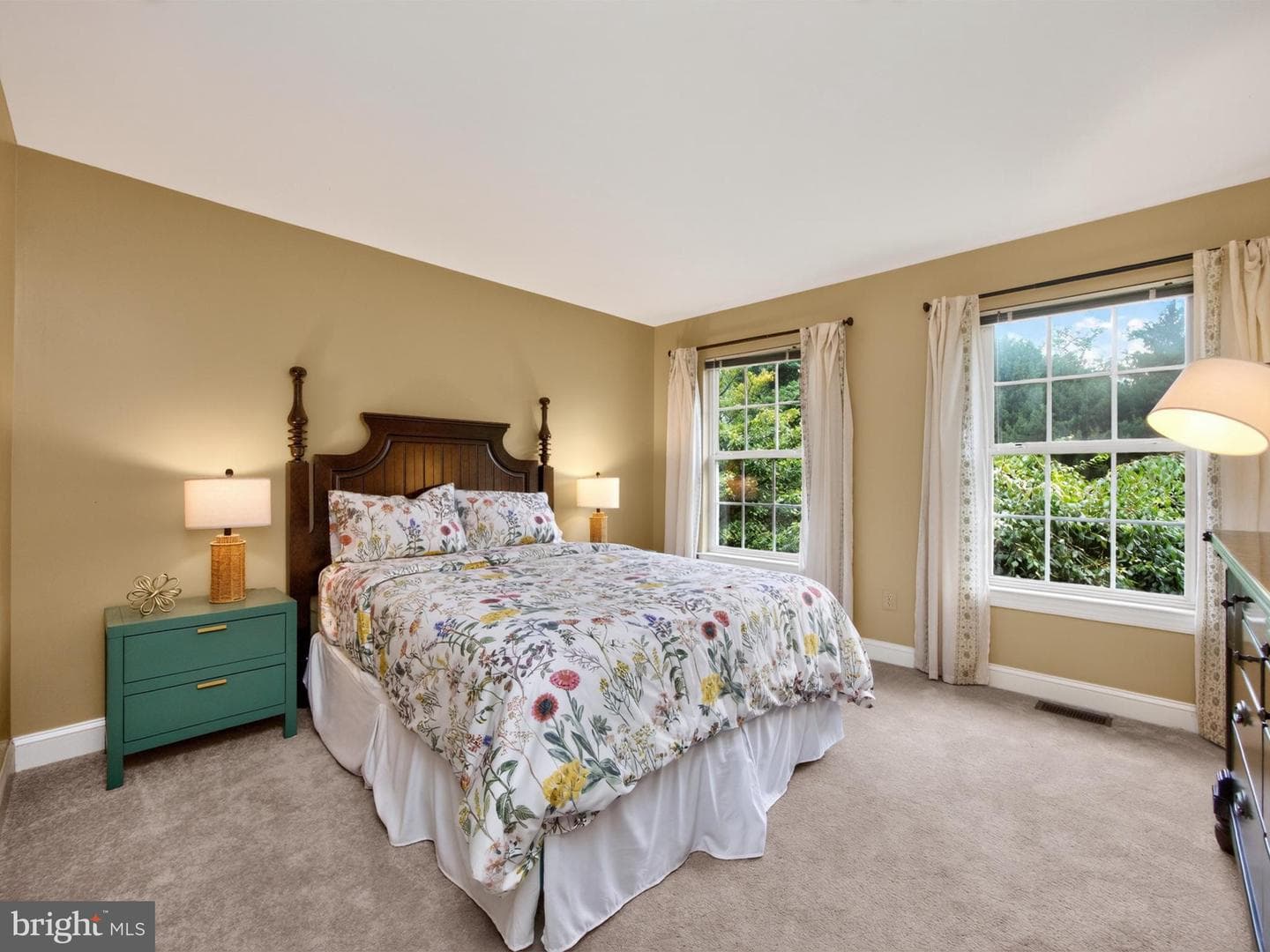 348 Drummers Lane photo 34