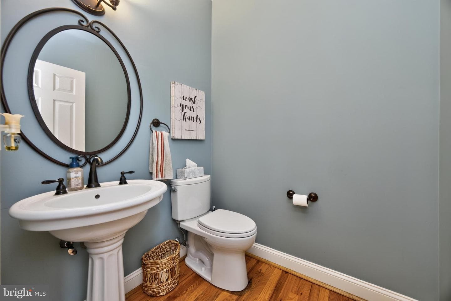 1051 Haverhill Road photo 22