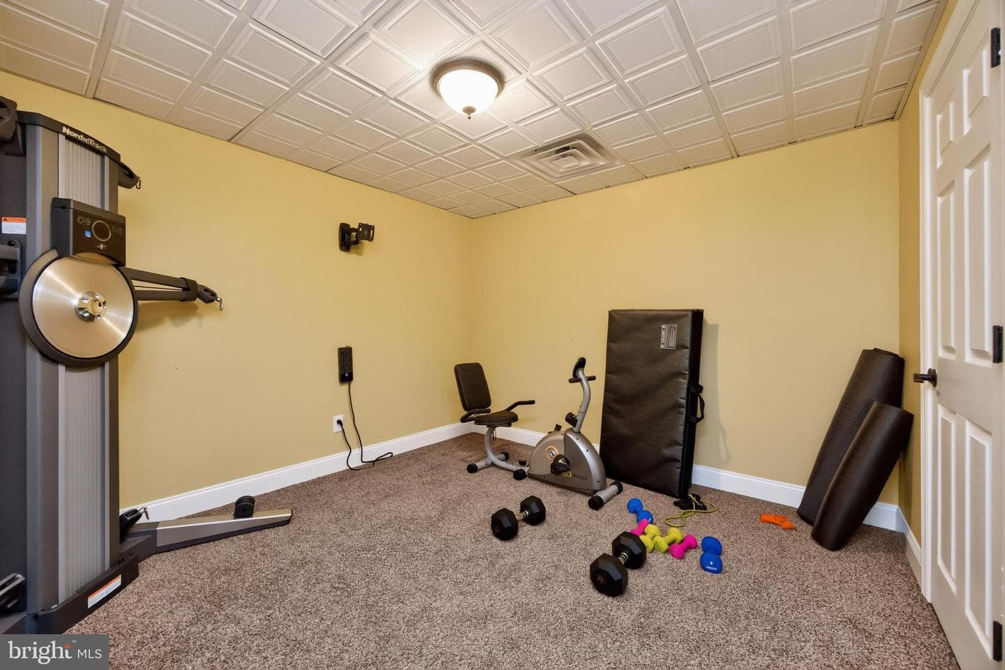 1051 Haverhill Road photo 38