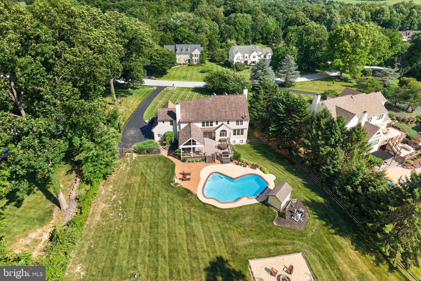 1051 Haverhill Road photo 60