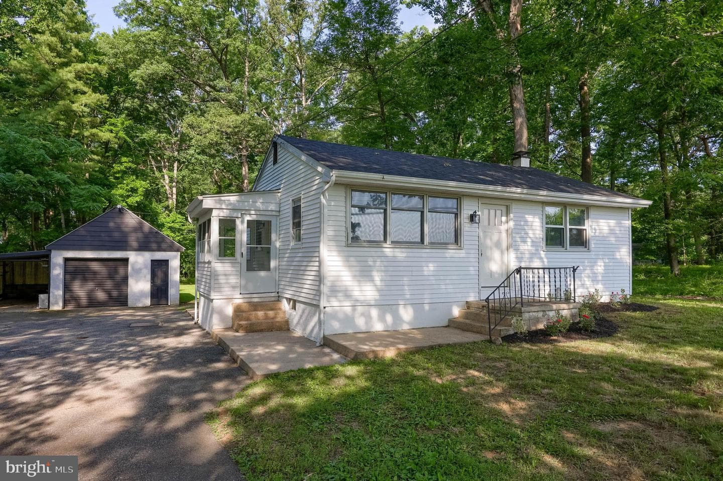 259 Compass Road photo 15