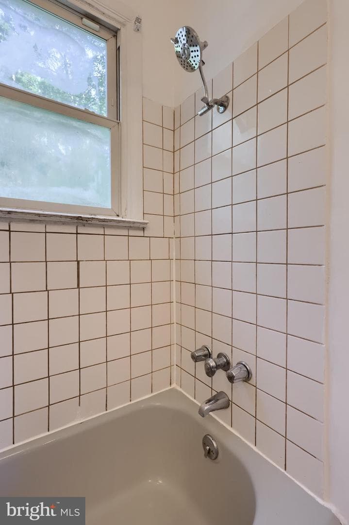 259 Compass Road photo 40