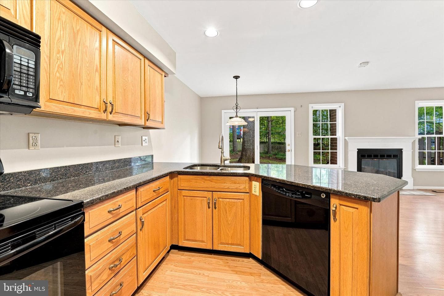 302 Brighton Circle photo 7