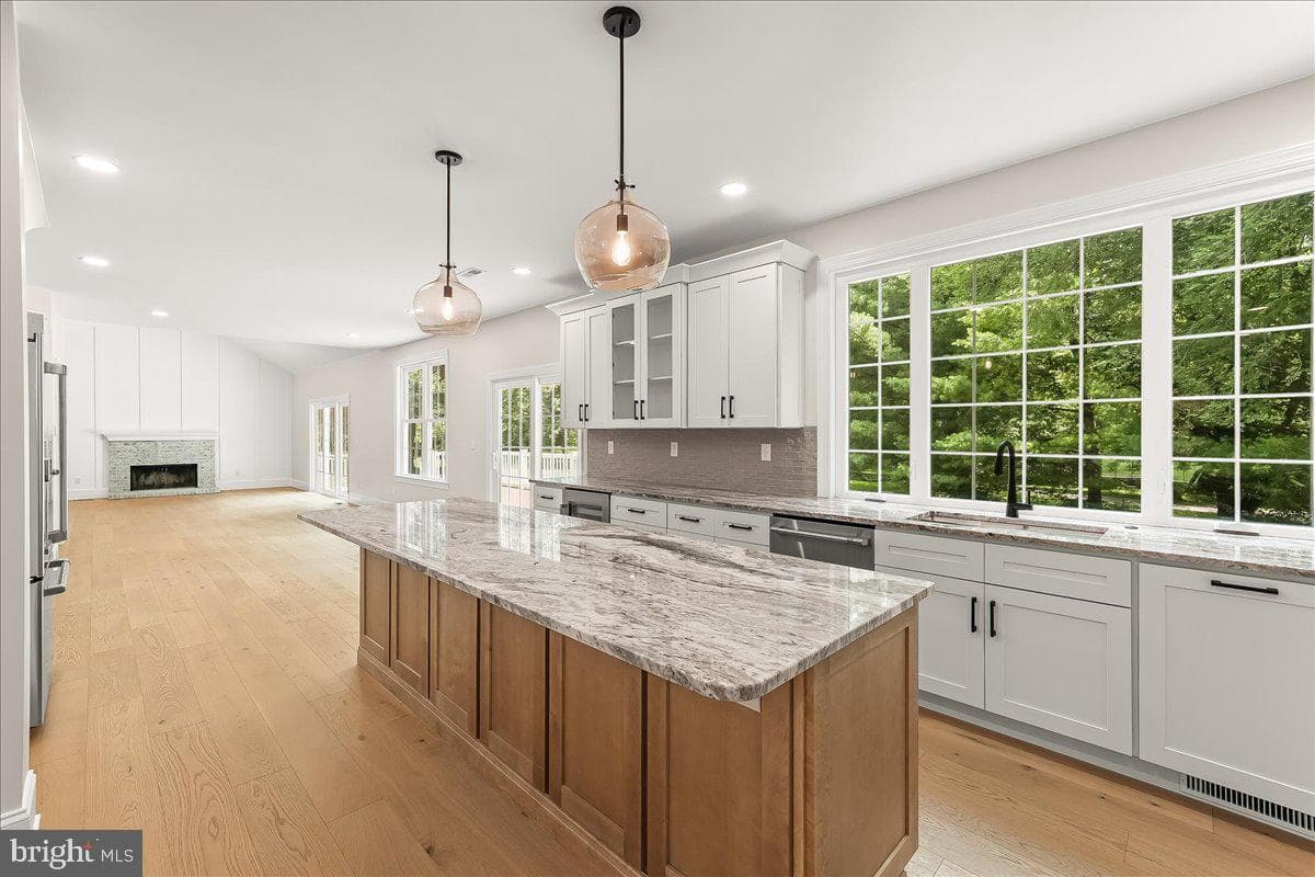 804 Waverly Road photo 20