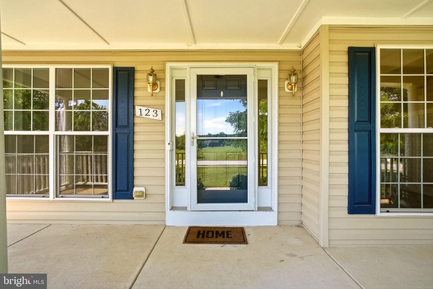 123 Riverside Lane photo 9