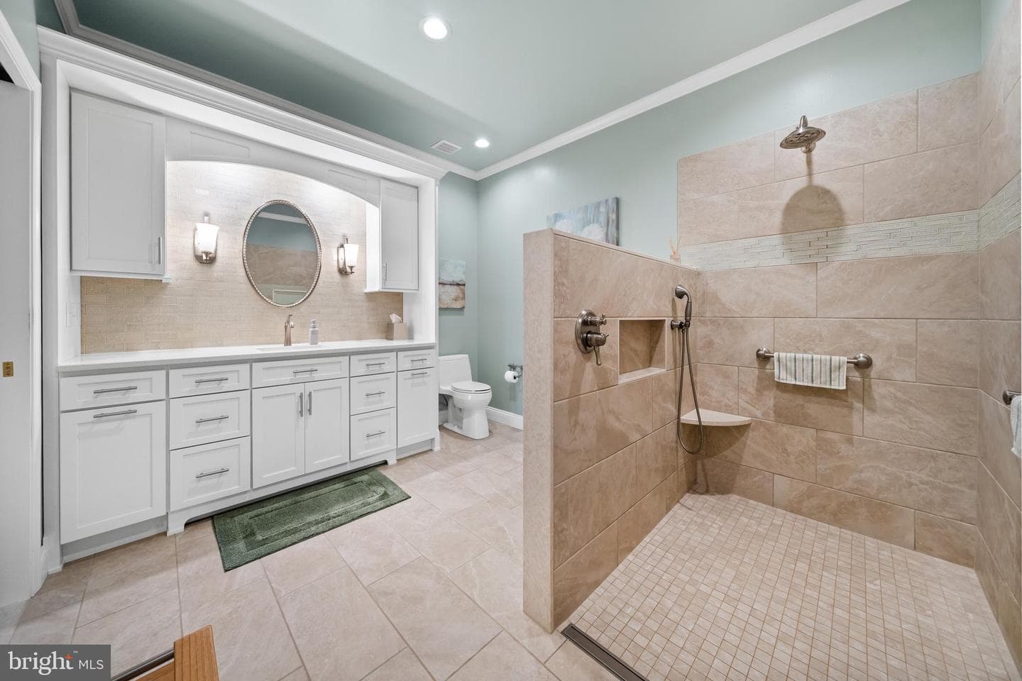 1674 Yardley Drive photo 35
