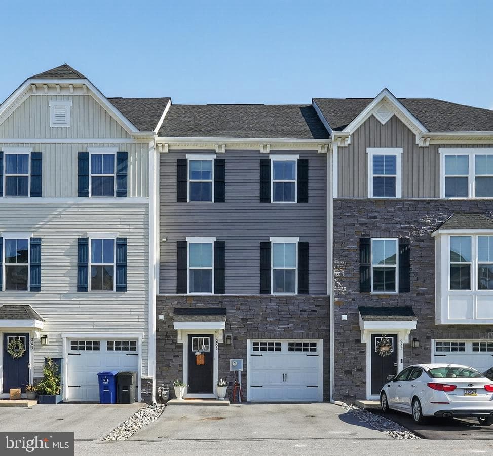 265 Sugar Maple Square, Downingtown
