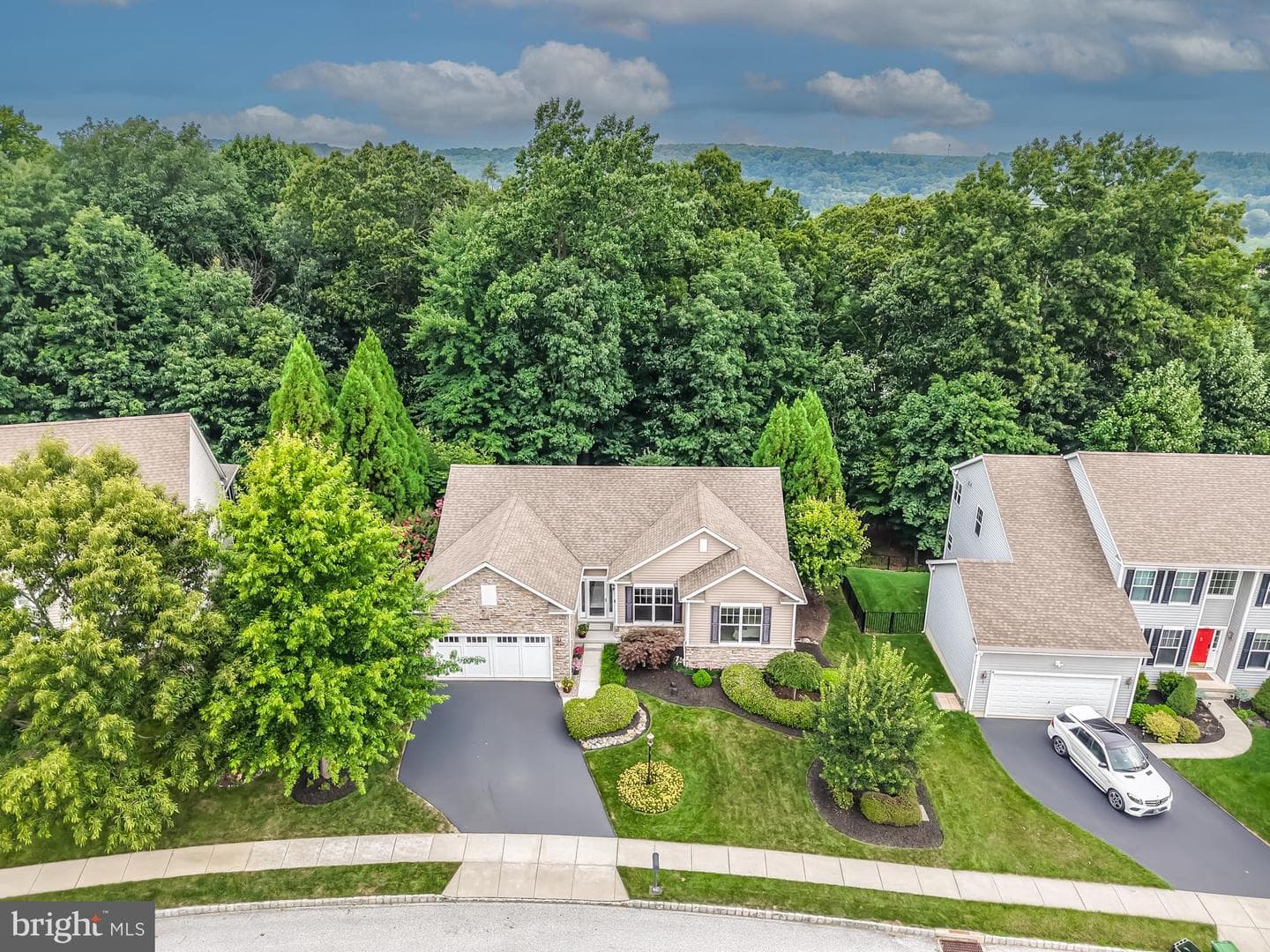 3345 Alydar Road photo 5