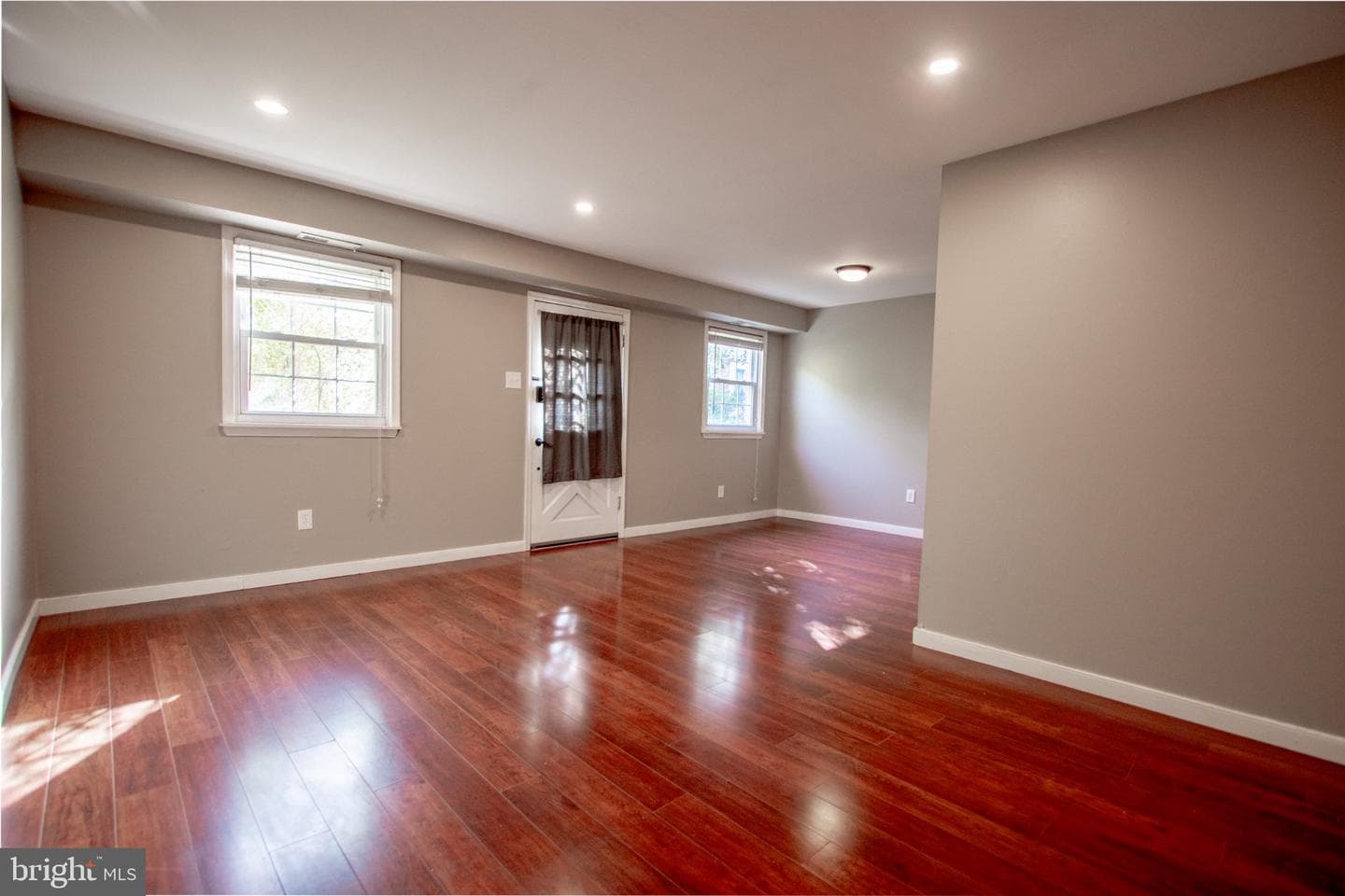 605 W Market Street #22 photo 4