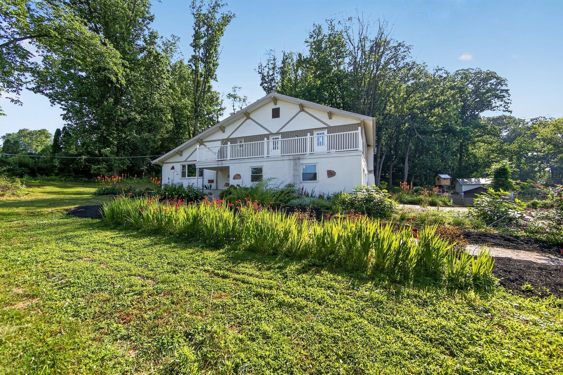 425 Westfield Drive photo 33