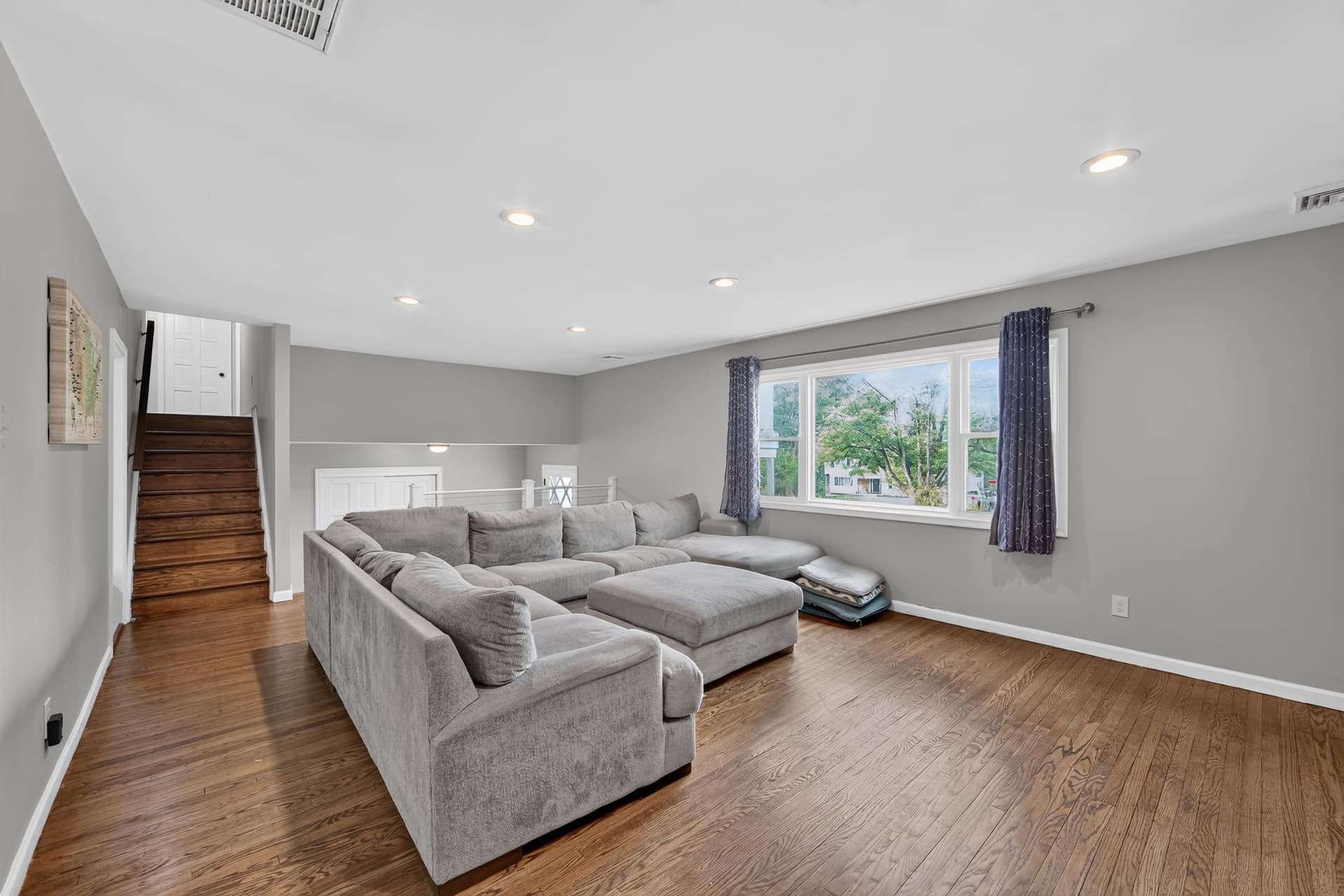 425 Westfield Drive photo 8
