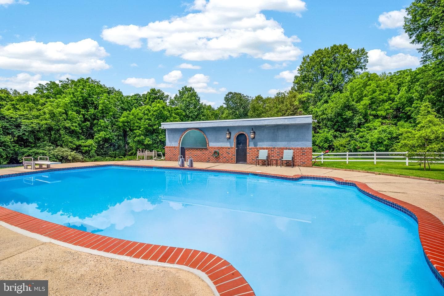 320 Barneston Road photo 41