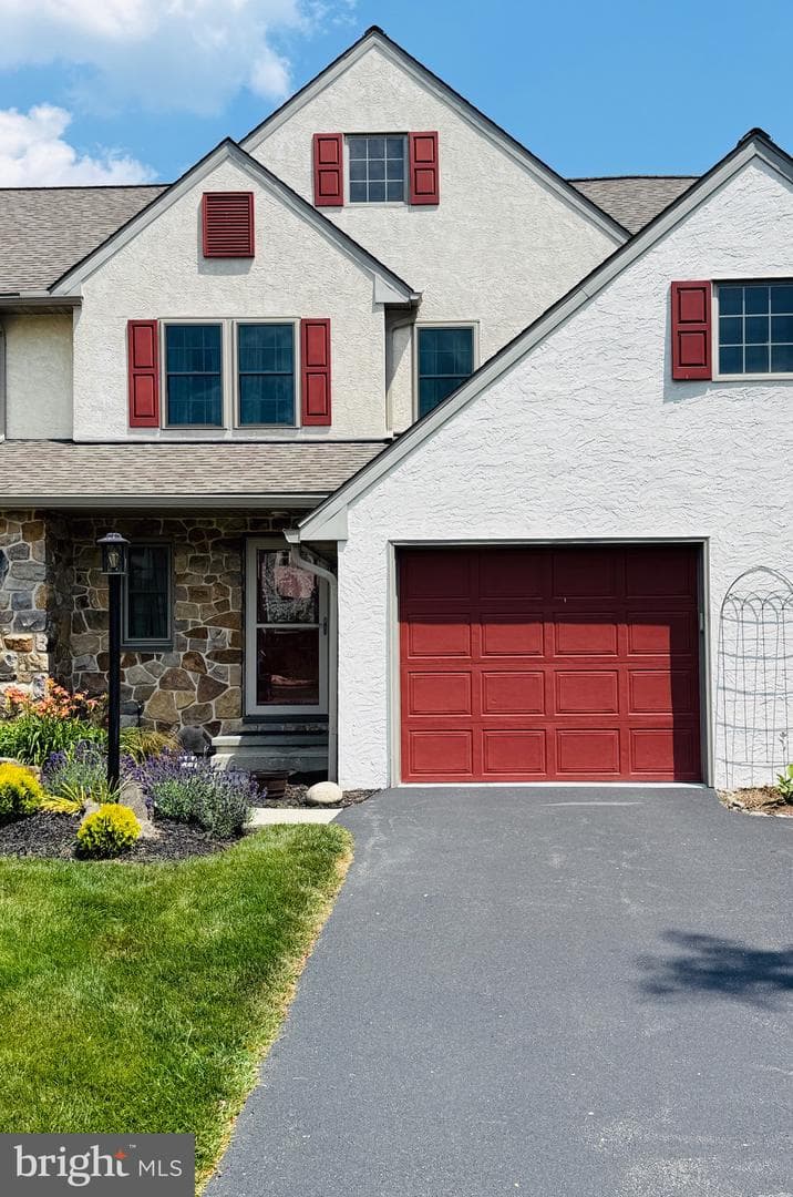 48 Saddler Drive, Elverson