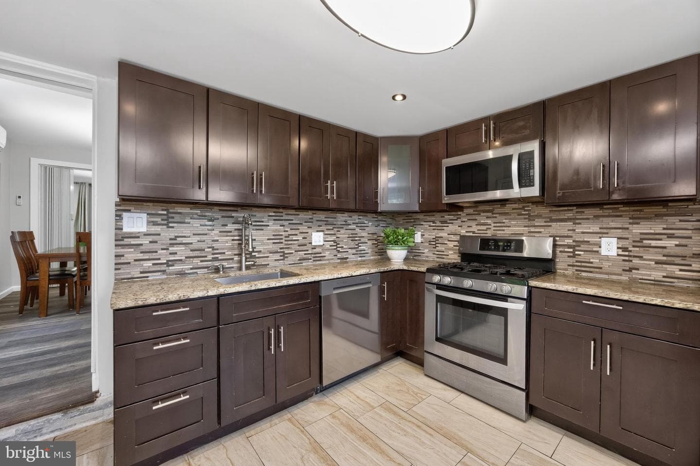 231 Prospect Avenue photo 12