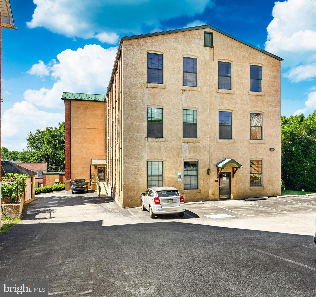 541 Washington Avenue ##202 photo 3