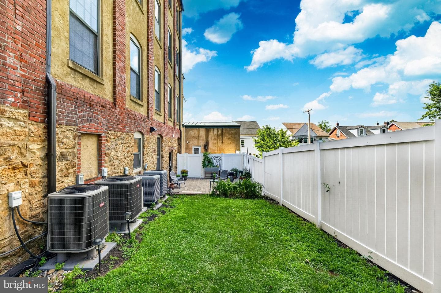 541 Washington Avenue ##202 photo 30