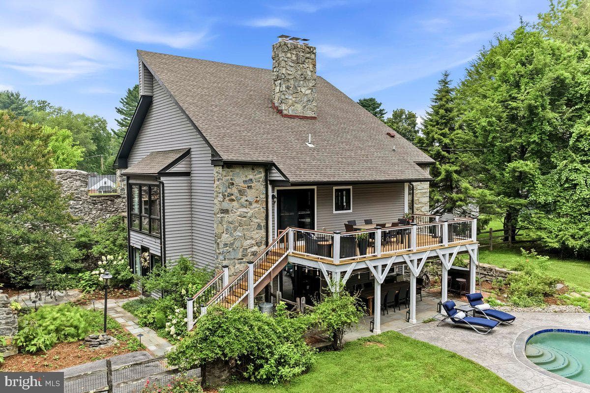 802 Goshen Road photo 1