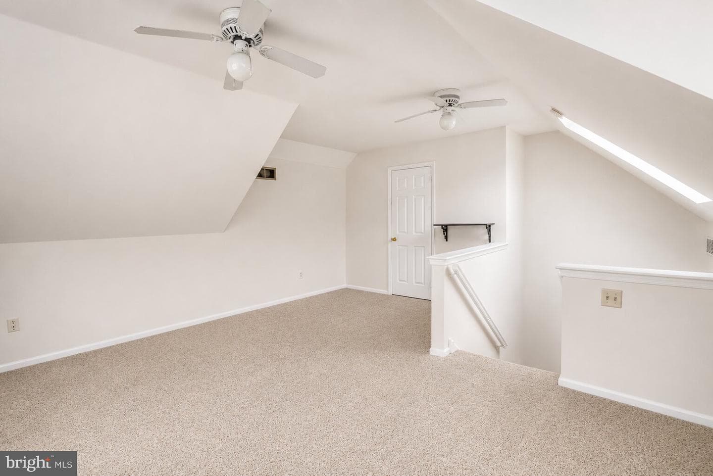 101 E Thomas Court photo 26