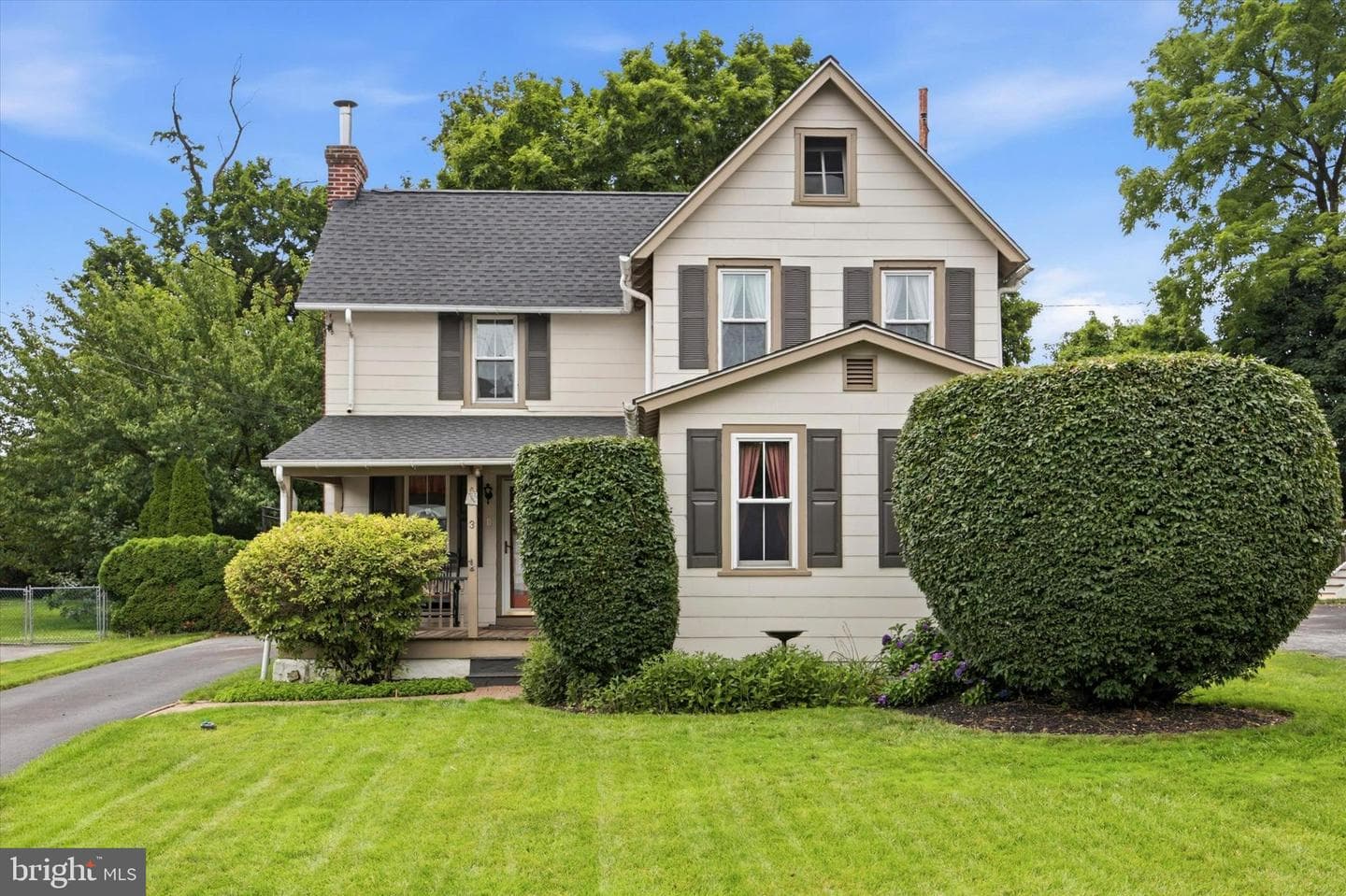 3 Maple Avenue photo 4