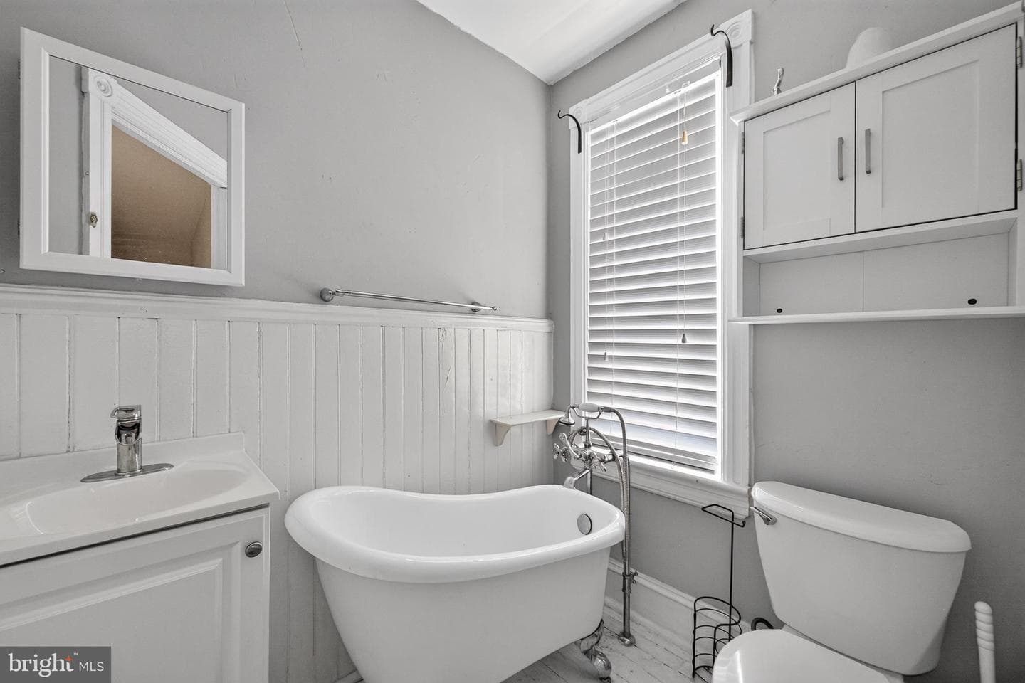 798 Madison Street photo 19