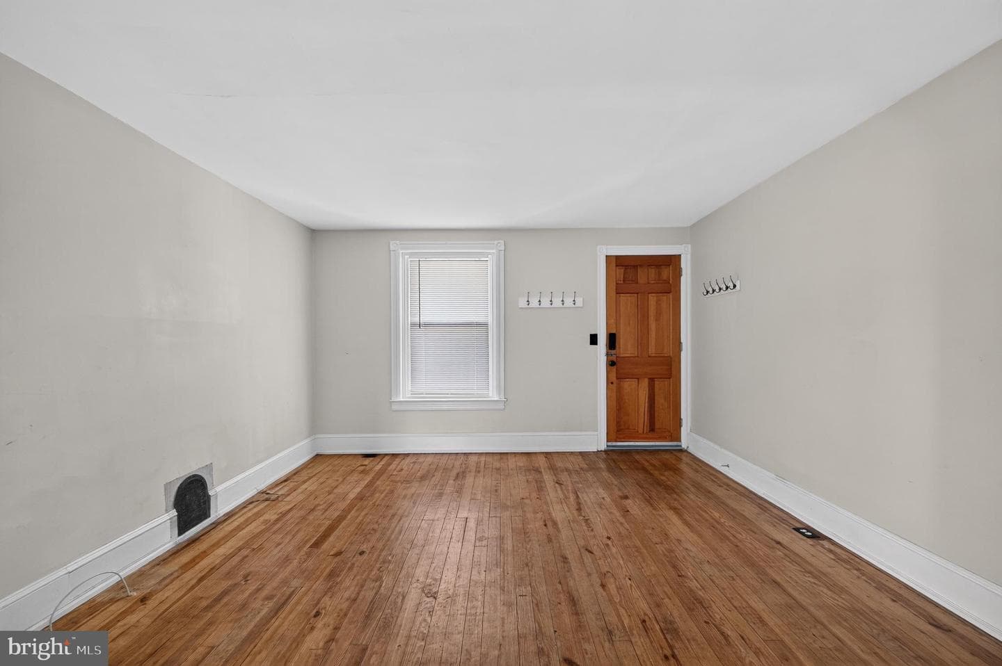 798 Madison Street photo 29
