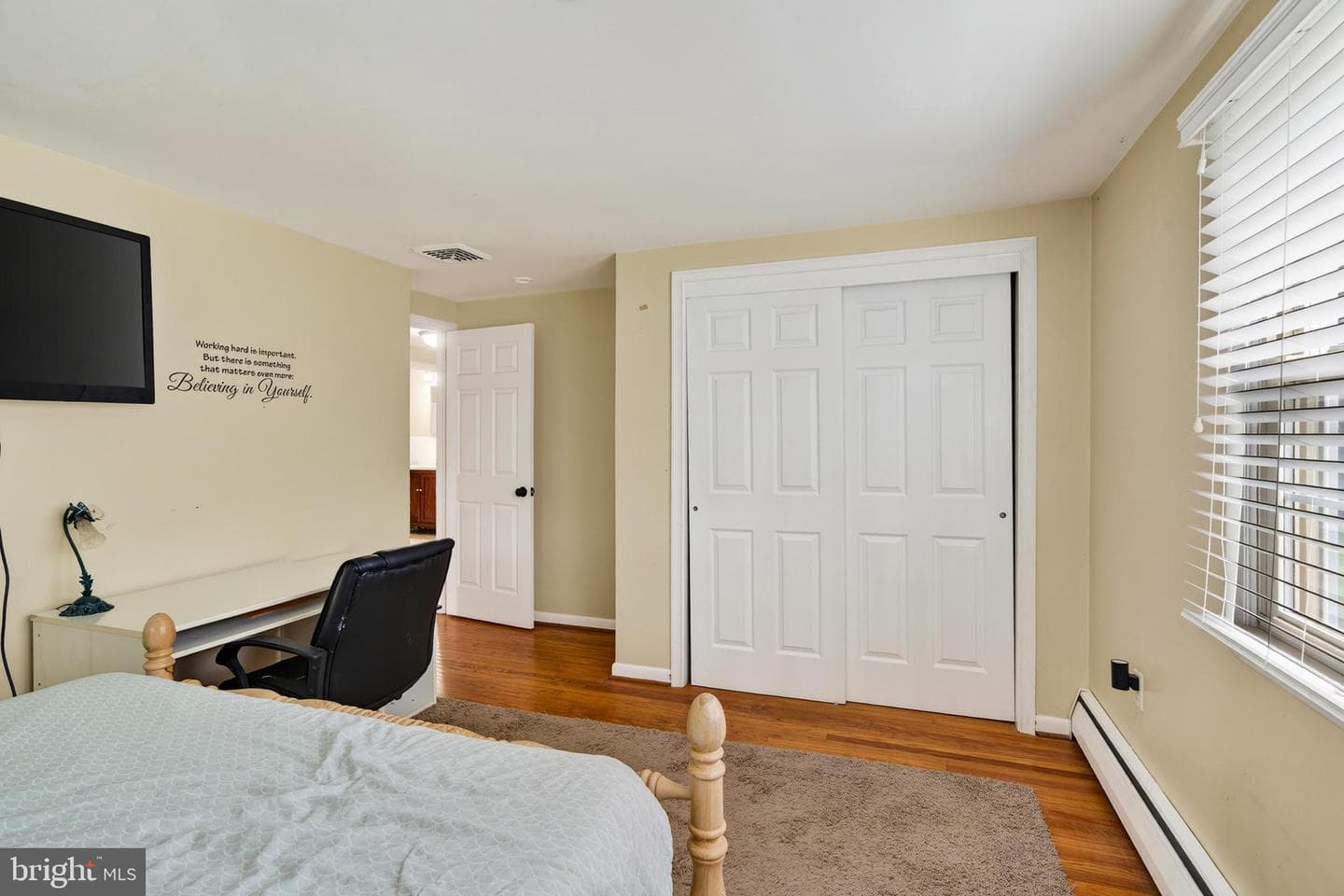 833 Hunt Club Lane photo 15