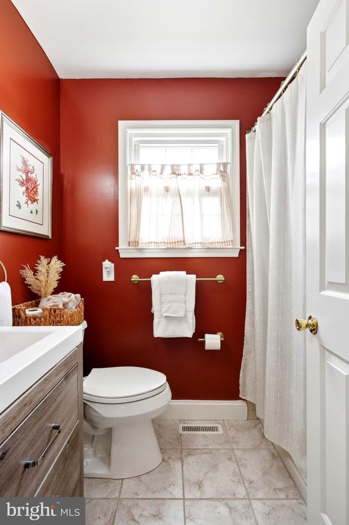 523 Coventry Lane photo 46