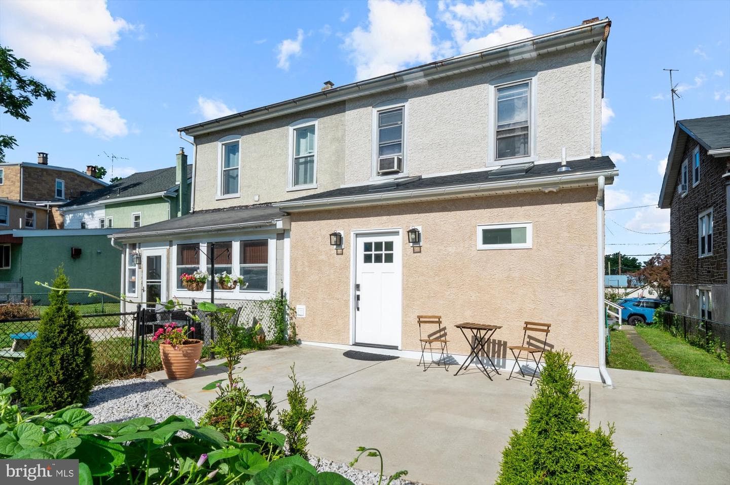 118 Marshall Street photo 31