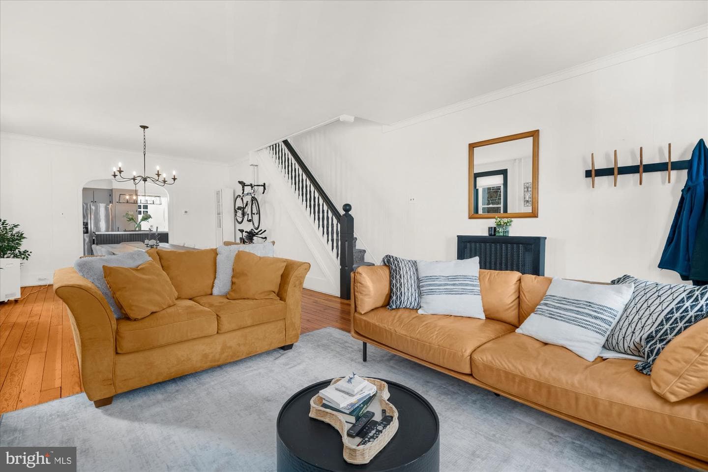 118 Marshall Street photo 6