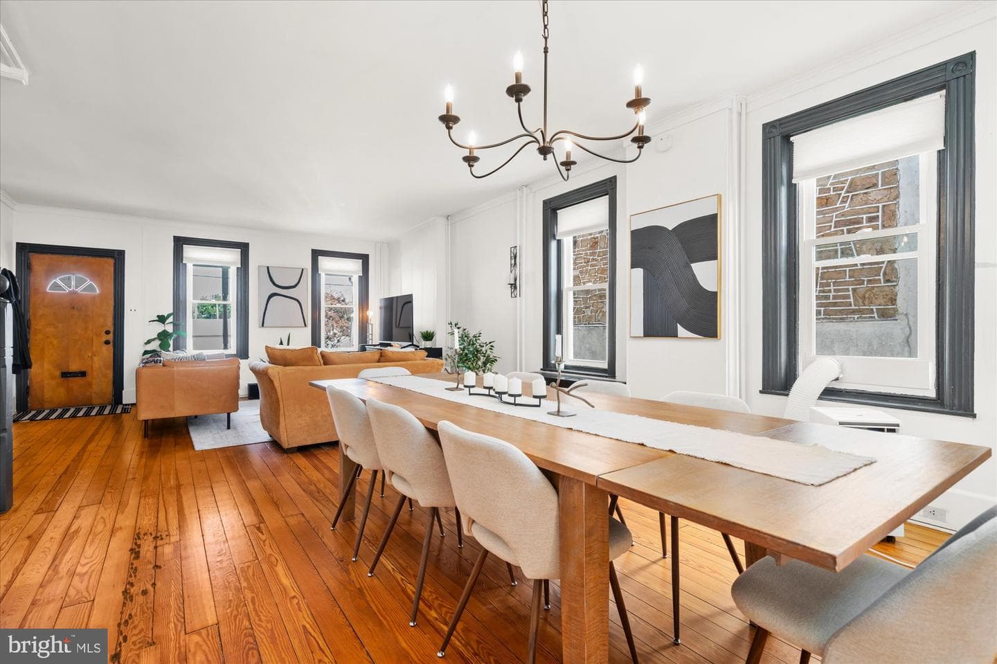 118 Marshall Street photo 8