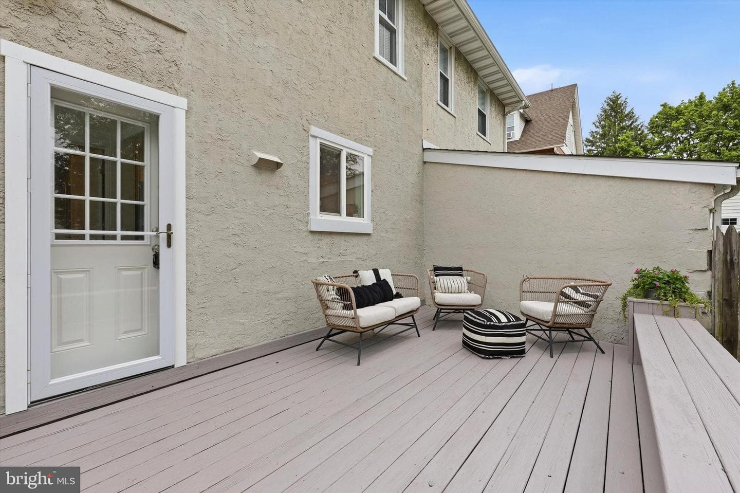 108 W Broad Street photo 16