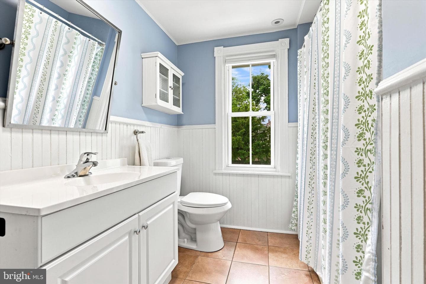 108 W Broad Street photo 23