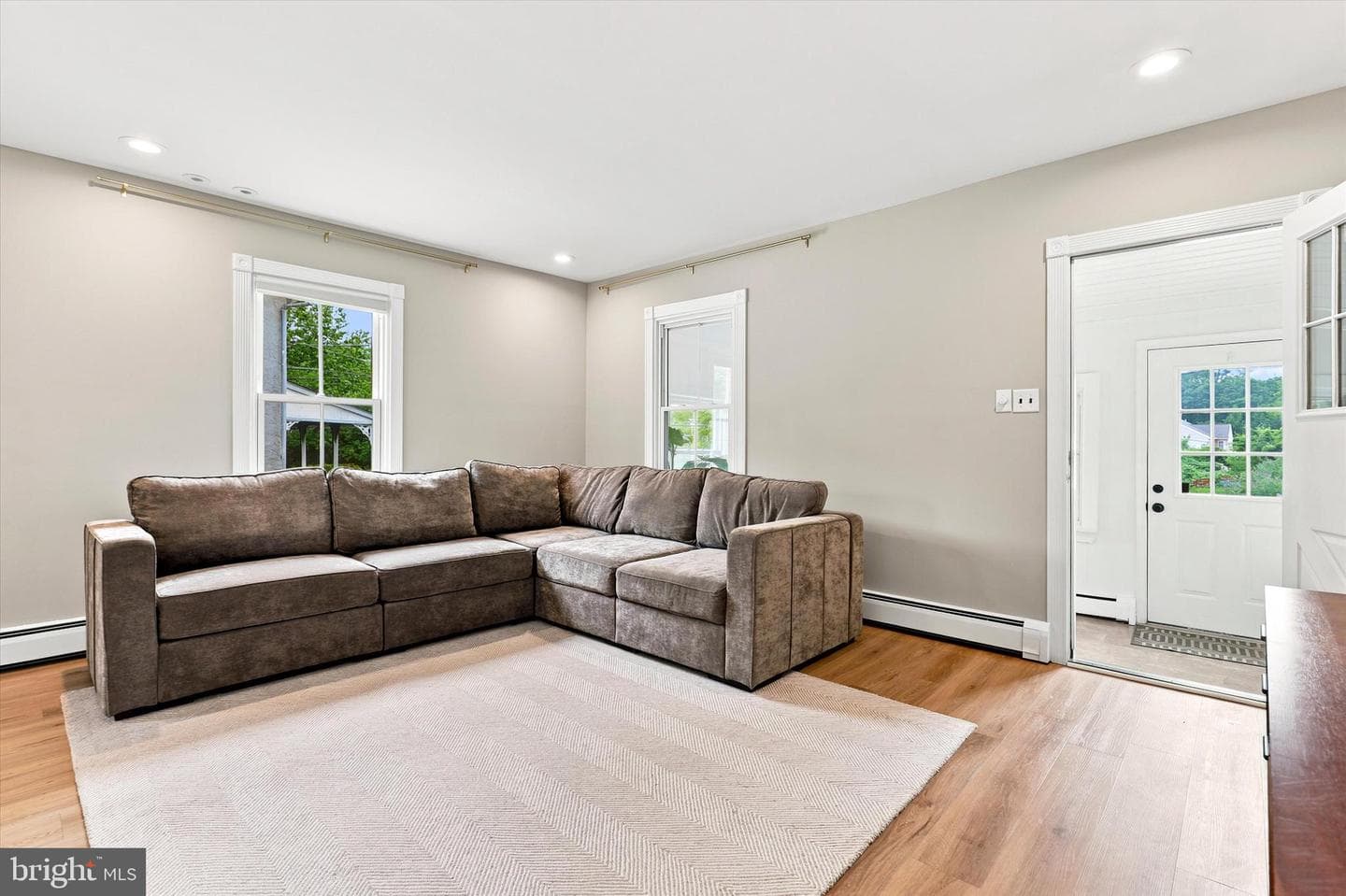 108 W Broad Street photo 9