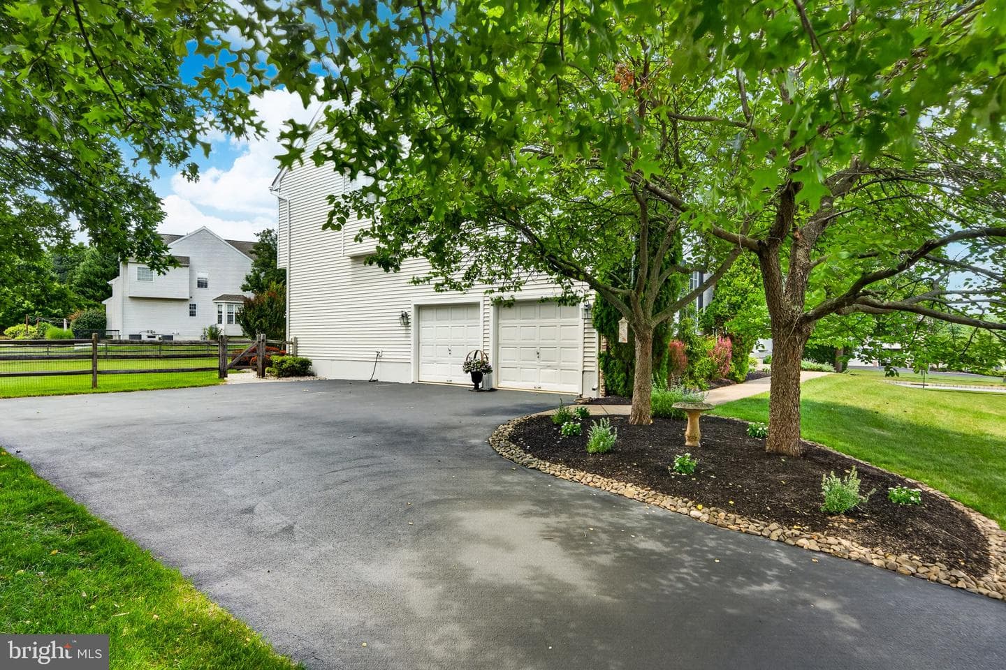 1315 Jamestown Drive photo 4