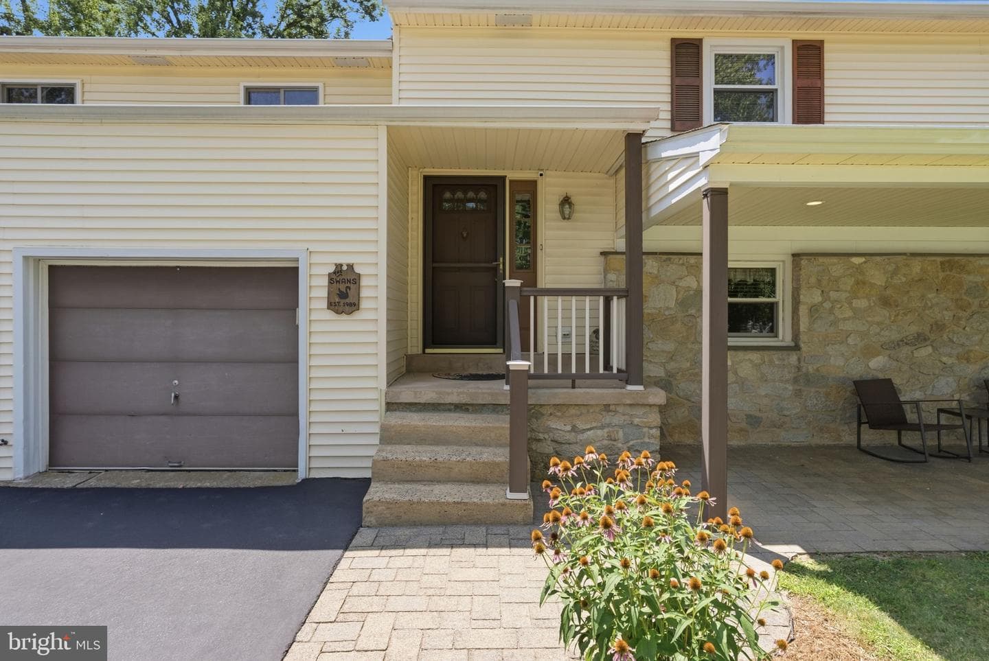 1286 Clearbrook Road photo 4
