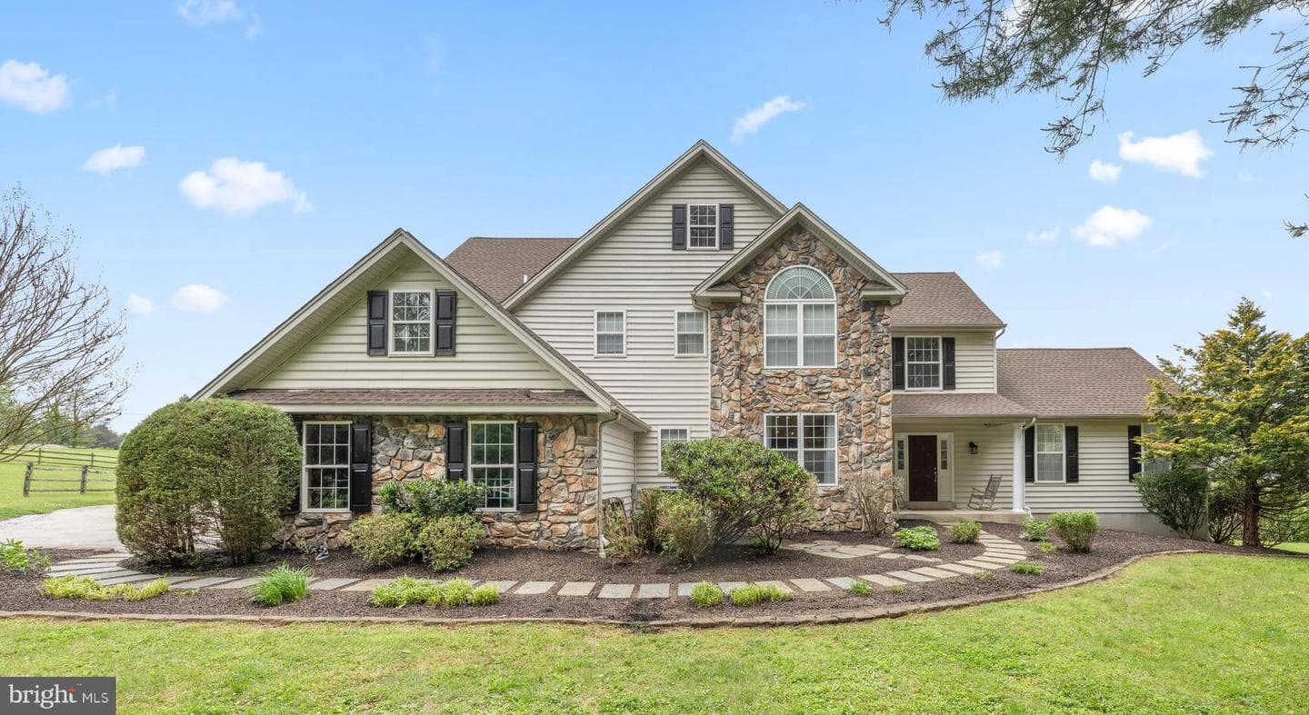 592 W Creek Road, West Chester
