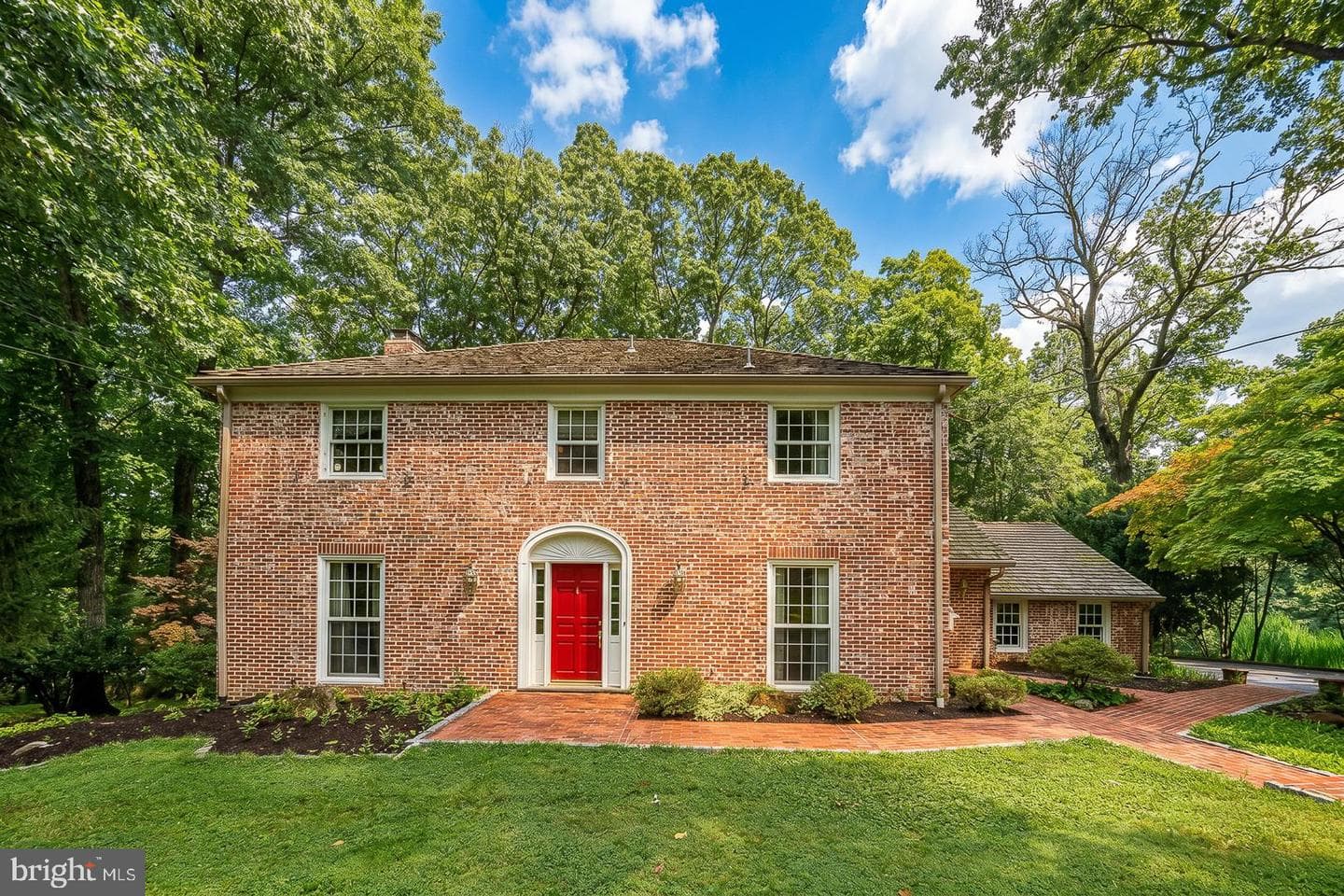 577 Tory Hill Road photo 2