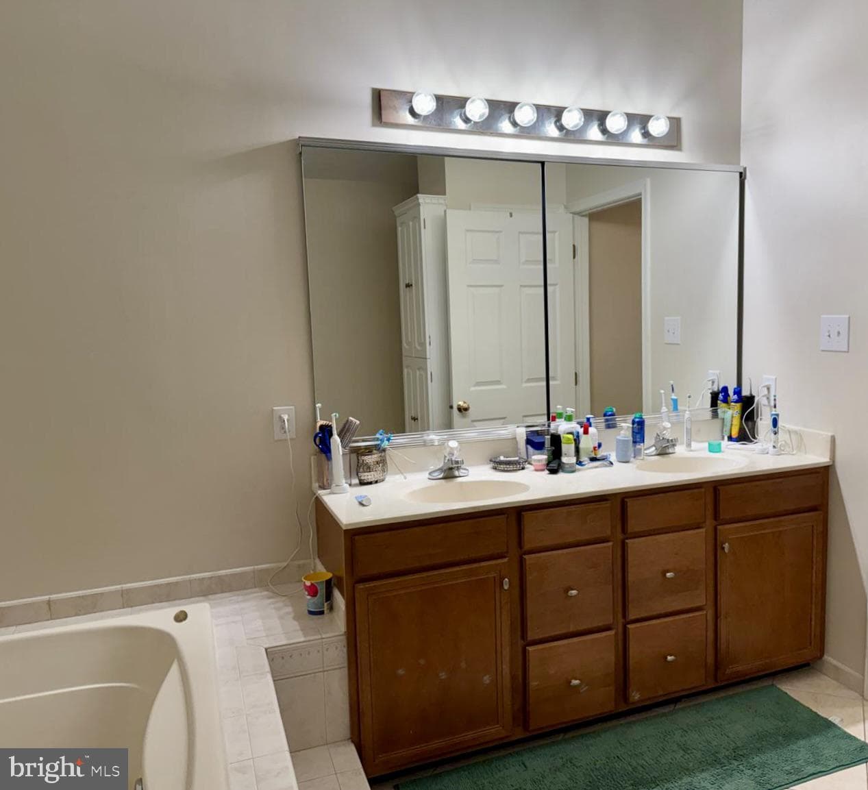 240 Torrey Pine Court photo 25