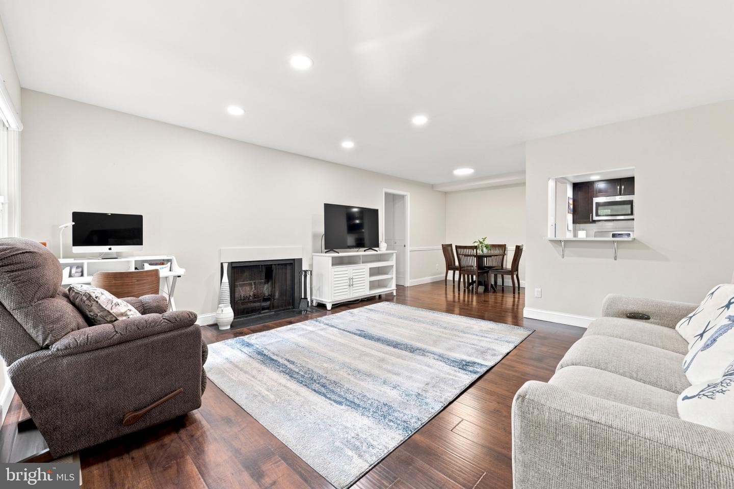 514 Old Forge Crossing, Devon