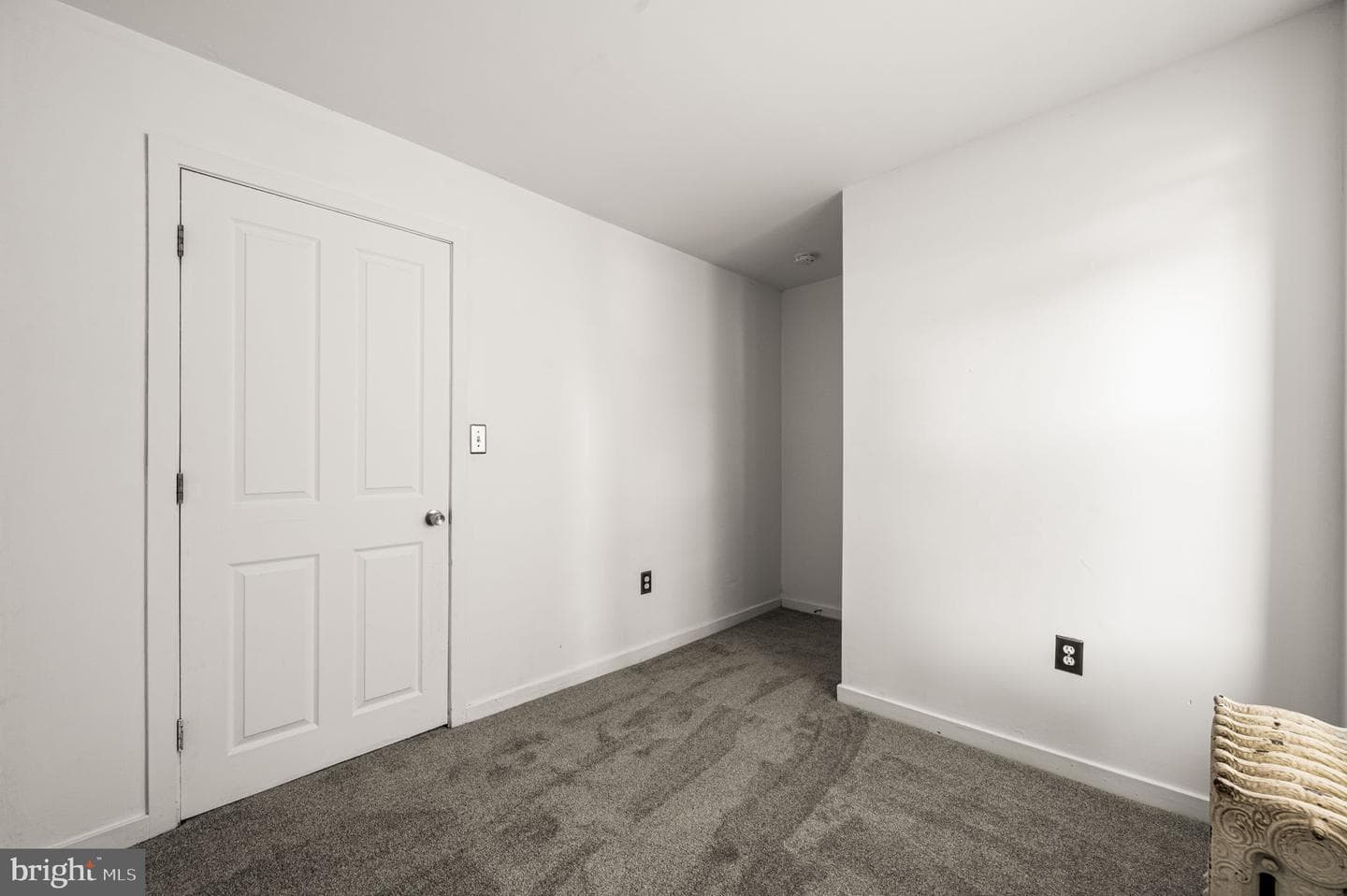 133 E Miner Street photo 16
