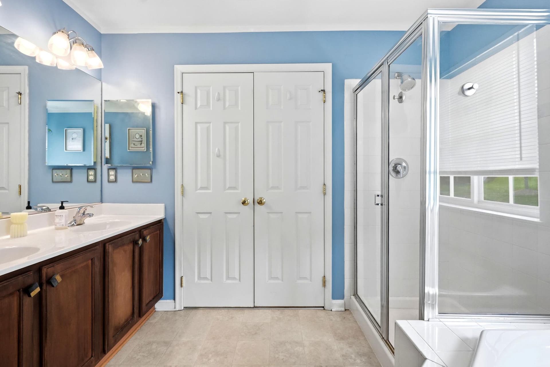 143 Penns Manor Drive photo 40