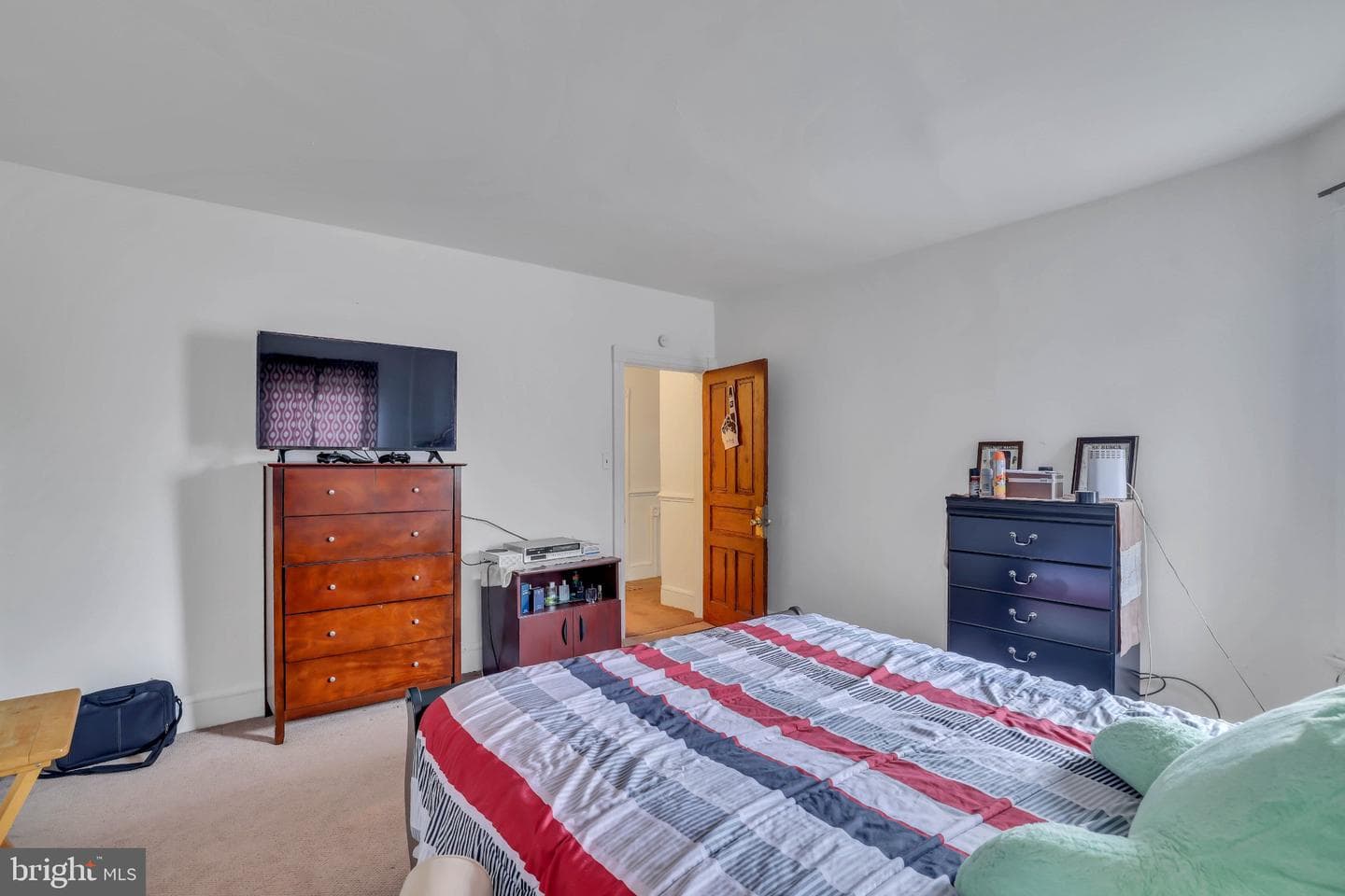 525 Lincoln Highway E photo 27