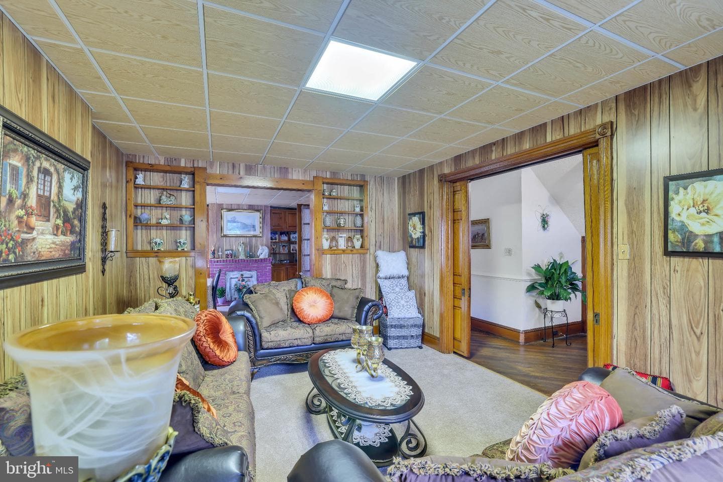 525 Lincoln Highway E photo 4