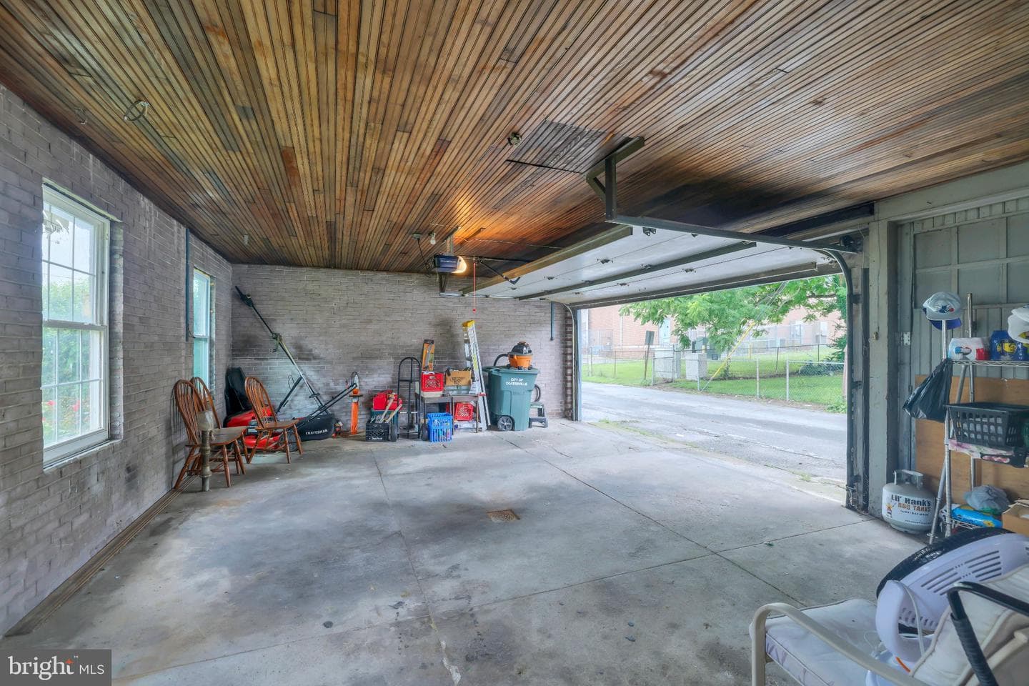 525 Lincoln Highway E photo 43